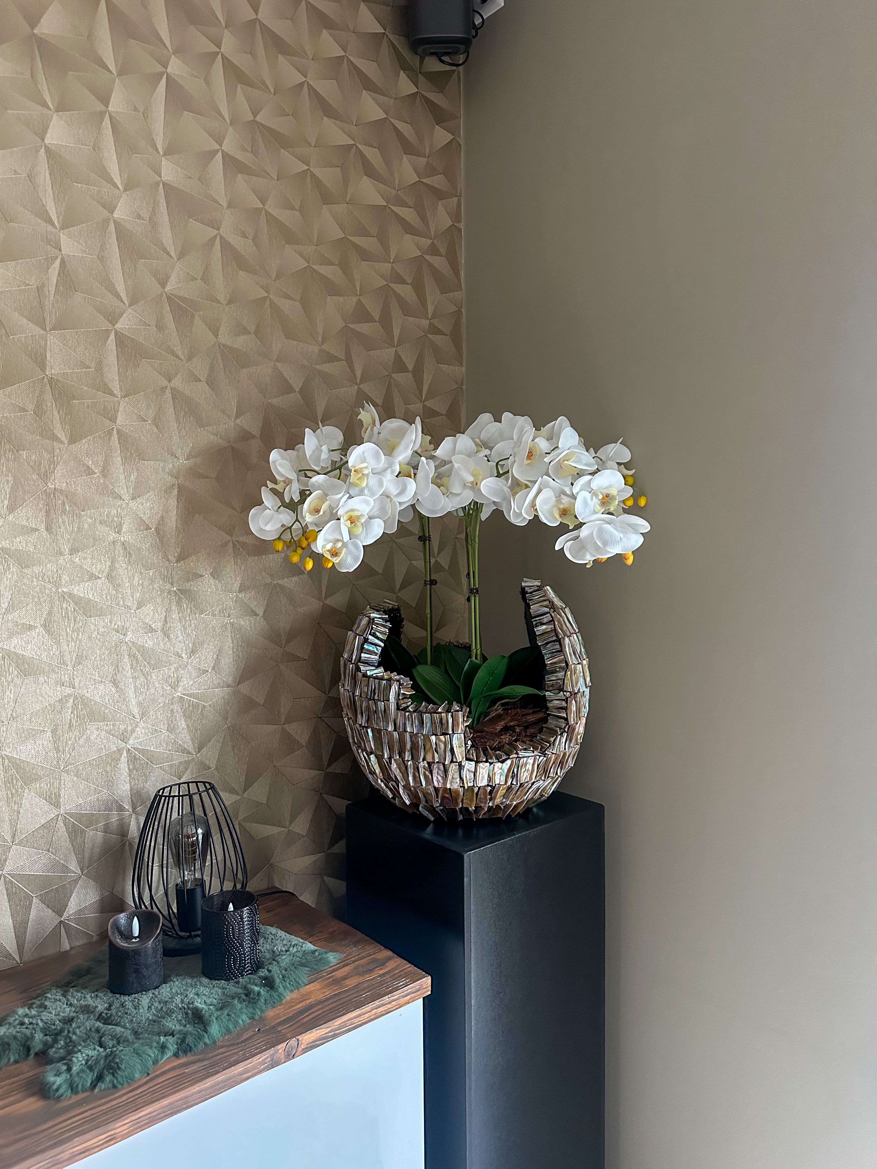 Pearl Tide Schelpenvaas met orchideeën